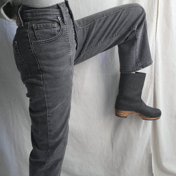 Levi's Ribcage Straight Ankle Jeans Grey Wash Front Seam size 25 - Picture 4 of 6